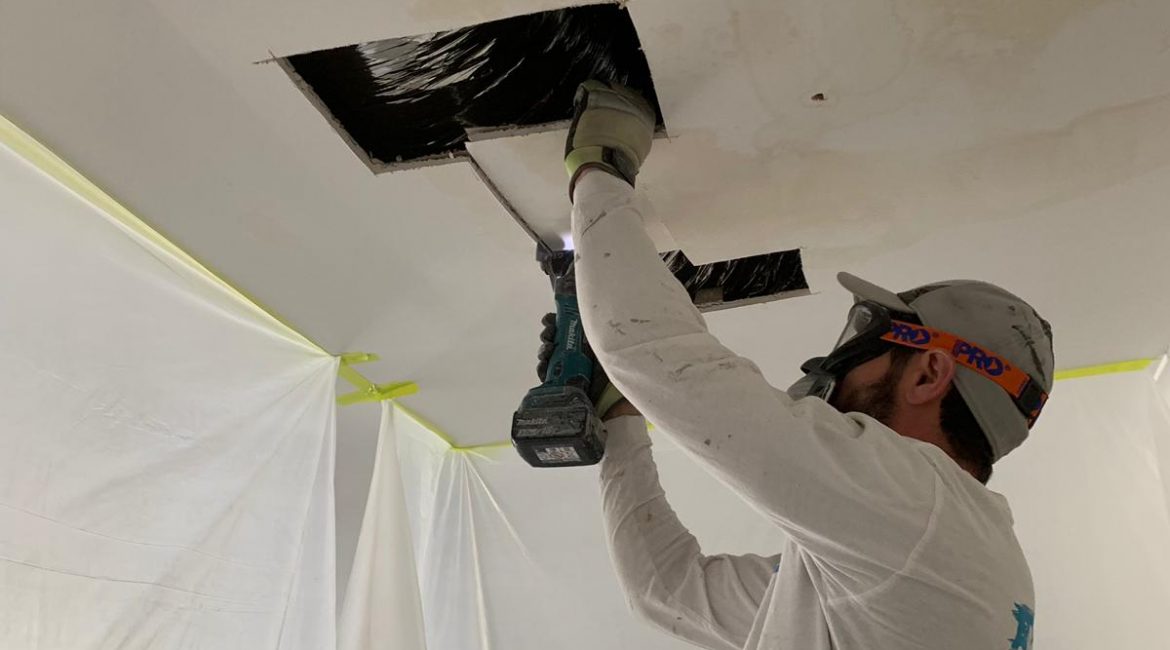 Plaster – Ceiling Cutting