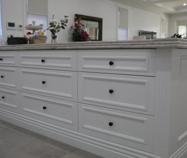 Greenacre – Kitchen Cabinets